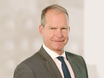 Dr. Thorsten Bieg, Portrait